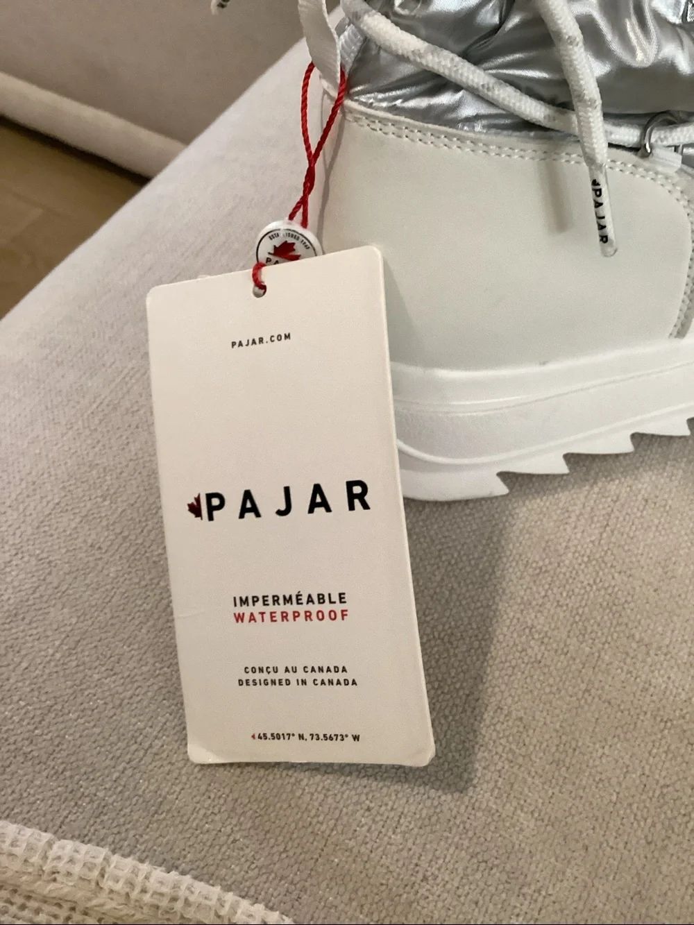 Pajar Silver Puffer Women's Winter Boot, Size 10, NWT Flaw last photo - Picture 12 of 13